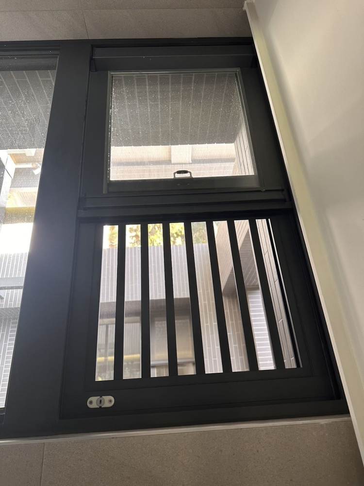 新竹市 東區 明湖路_學府首席一期  吳小姐