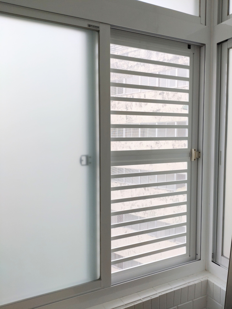 新北市 淡水區 新民路_天生麗質  黃小姐(1)