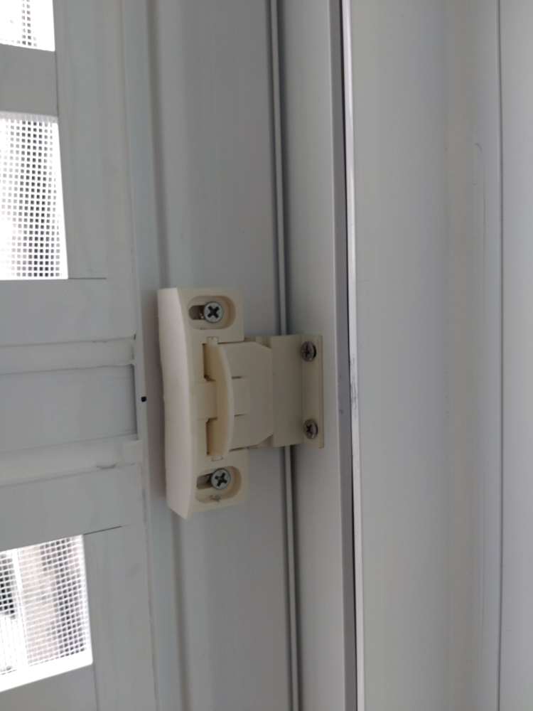 新北市 淡水區 新民路_天生麗質  黃小姐