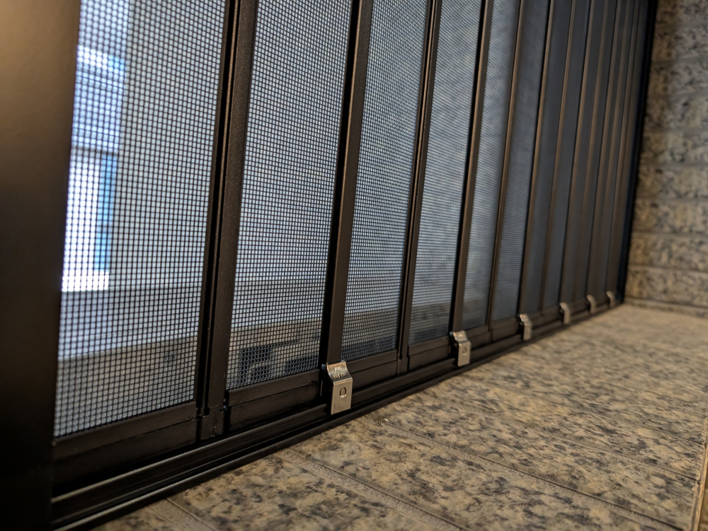 金屬網摺疊紗門